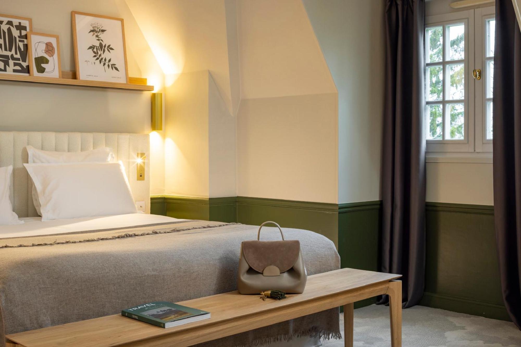 Hostellerie Briqueterie & Spa Champagne Vinay  Exterior photo A room at the hotel